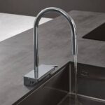 73831000 Hansgrohe Aquno Select M81 Sink Mixer 170, pull-out spray, 3 jet, sBox (swivel spout)_Stiles_Lifestyle_Image