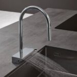 73831000 Hansgrohe Aquno Select M81 Sink Mixer 170, pull-out spray, 3 jet, sBox (swivel spout)_Stiles_Lifestyle_Image2