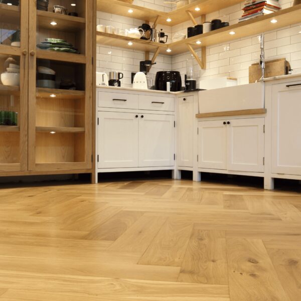 Herringbone Rustic Oak Engineered Hardwood Flooring 150x15x600mm_Stiles_Lifestyle_Image