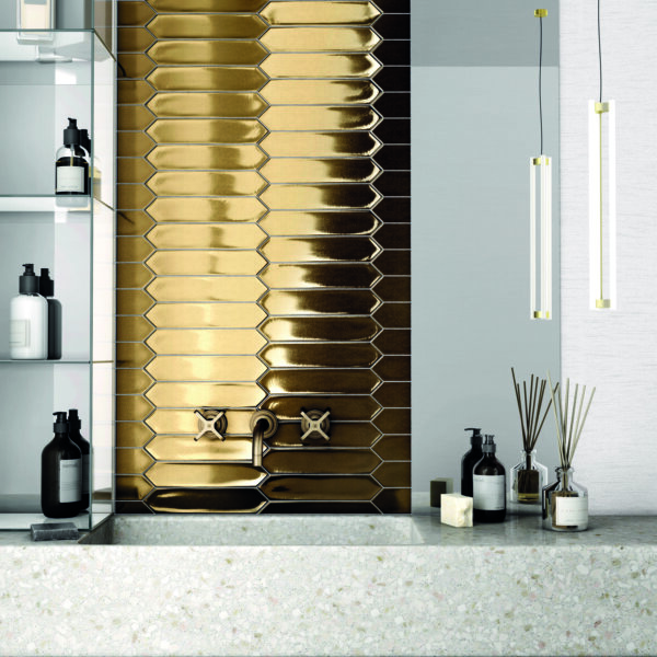 Decobella Lanse Gold Gloss 50x250mm_Stiles_Lifestyle_Image